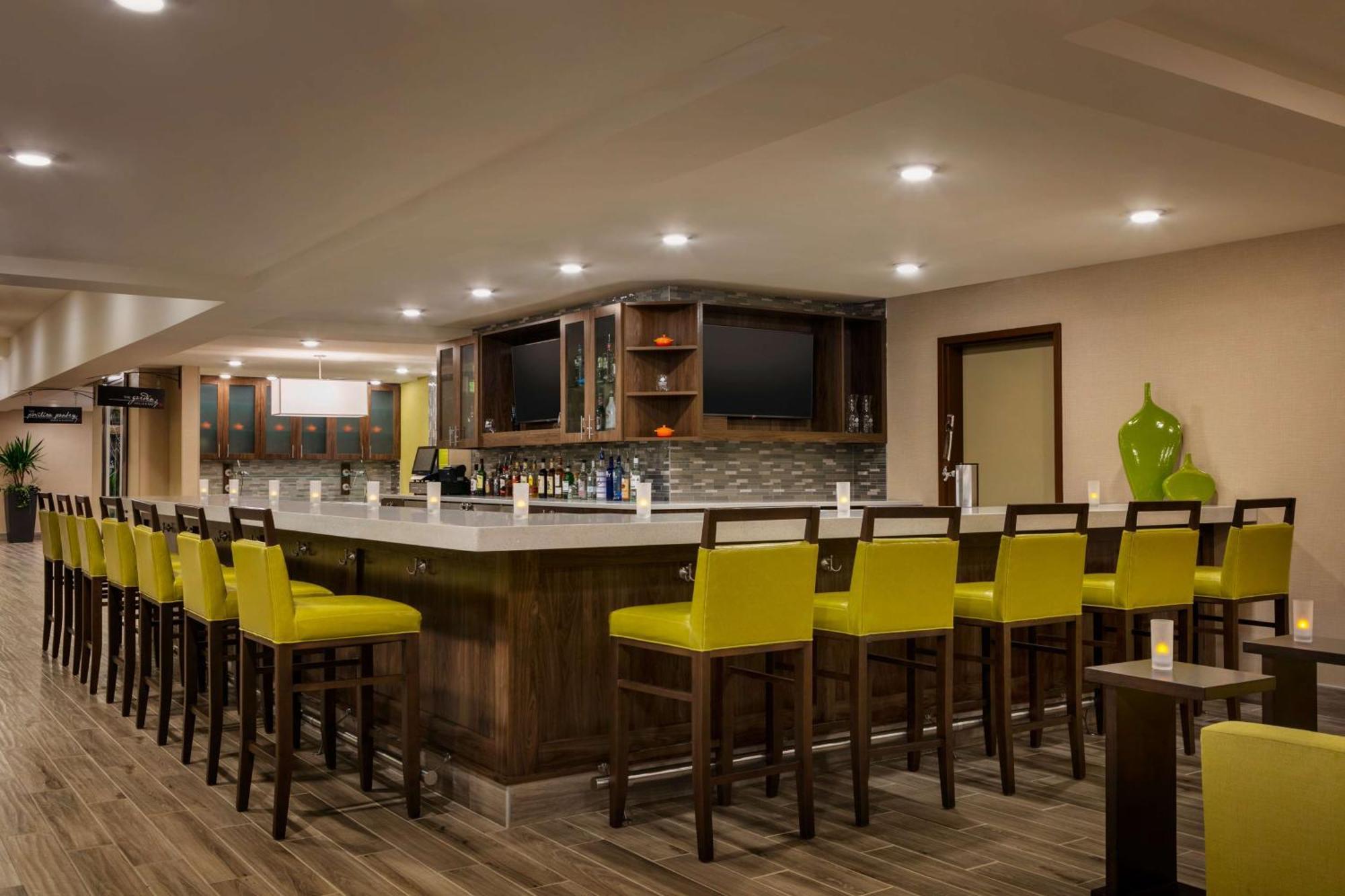 Hilton Garden Inn Statesville Exterior photo